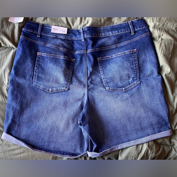 Edgely 8” Inseam High Rise Shorts - Picture 3 of 7